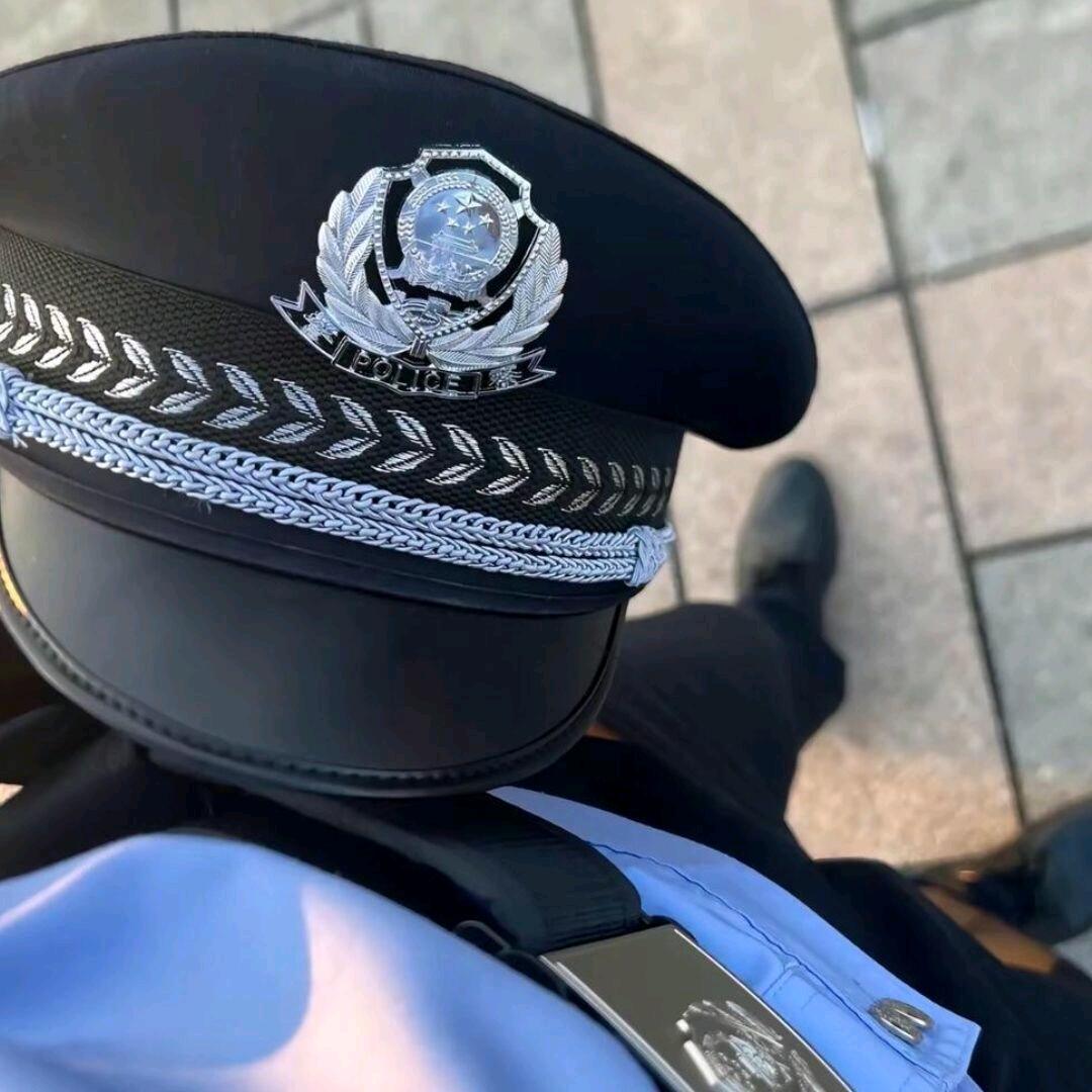 人间清醒👮‍♂️🚔🌈╭♡╮╭♡╮╭