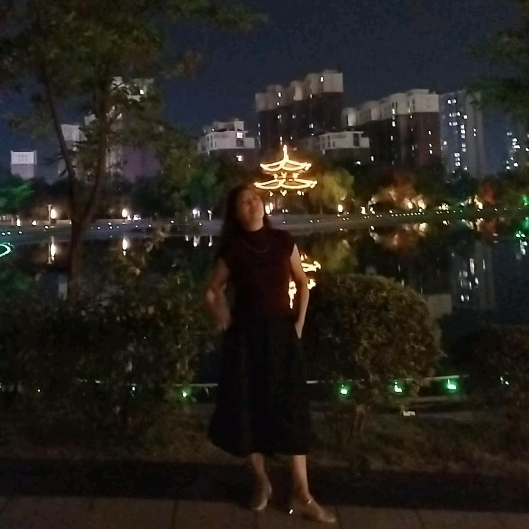静赏繁华