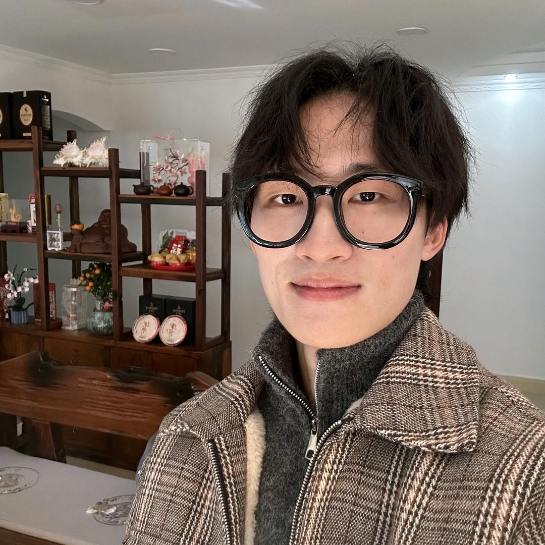 小靓店长-阅海伟马鲛丸海丰店