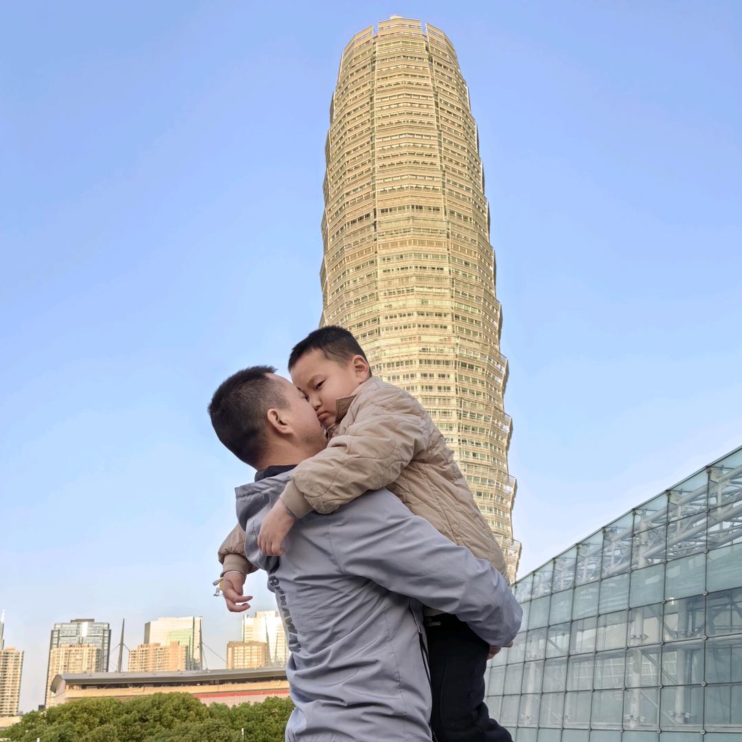 乐意  Li ᥫᩣ