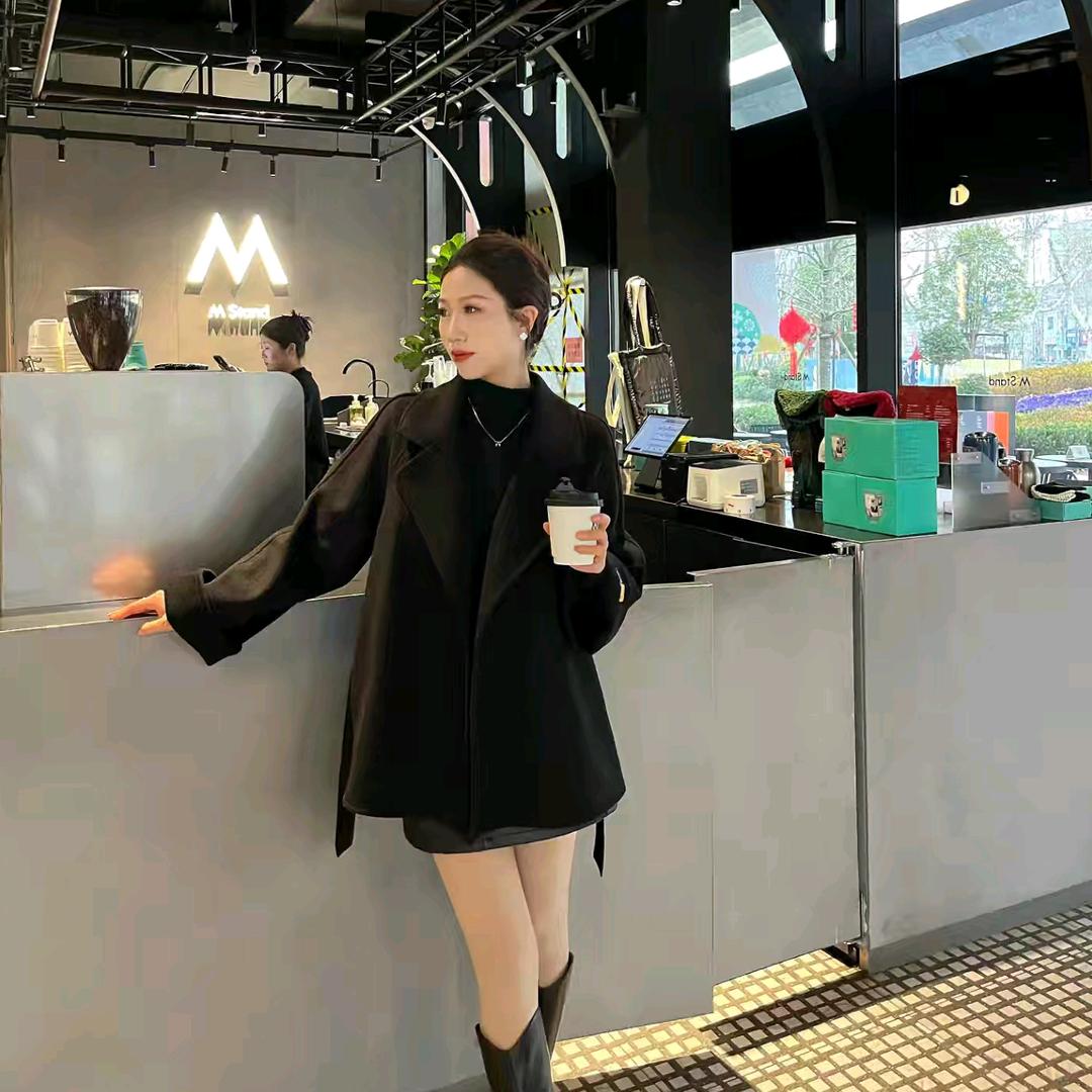梦一瑶大衣优选店