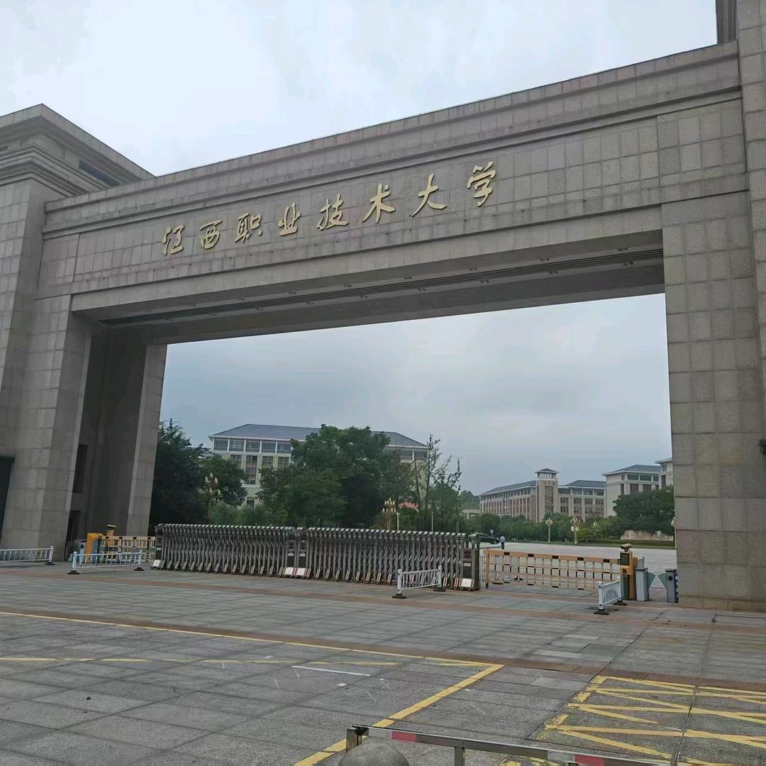 江职大小谈学长