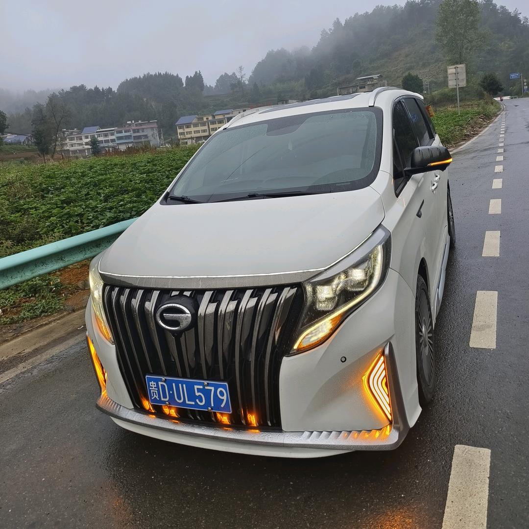 不务正业的奶爸车