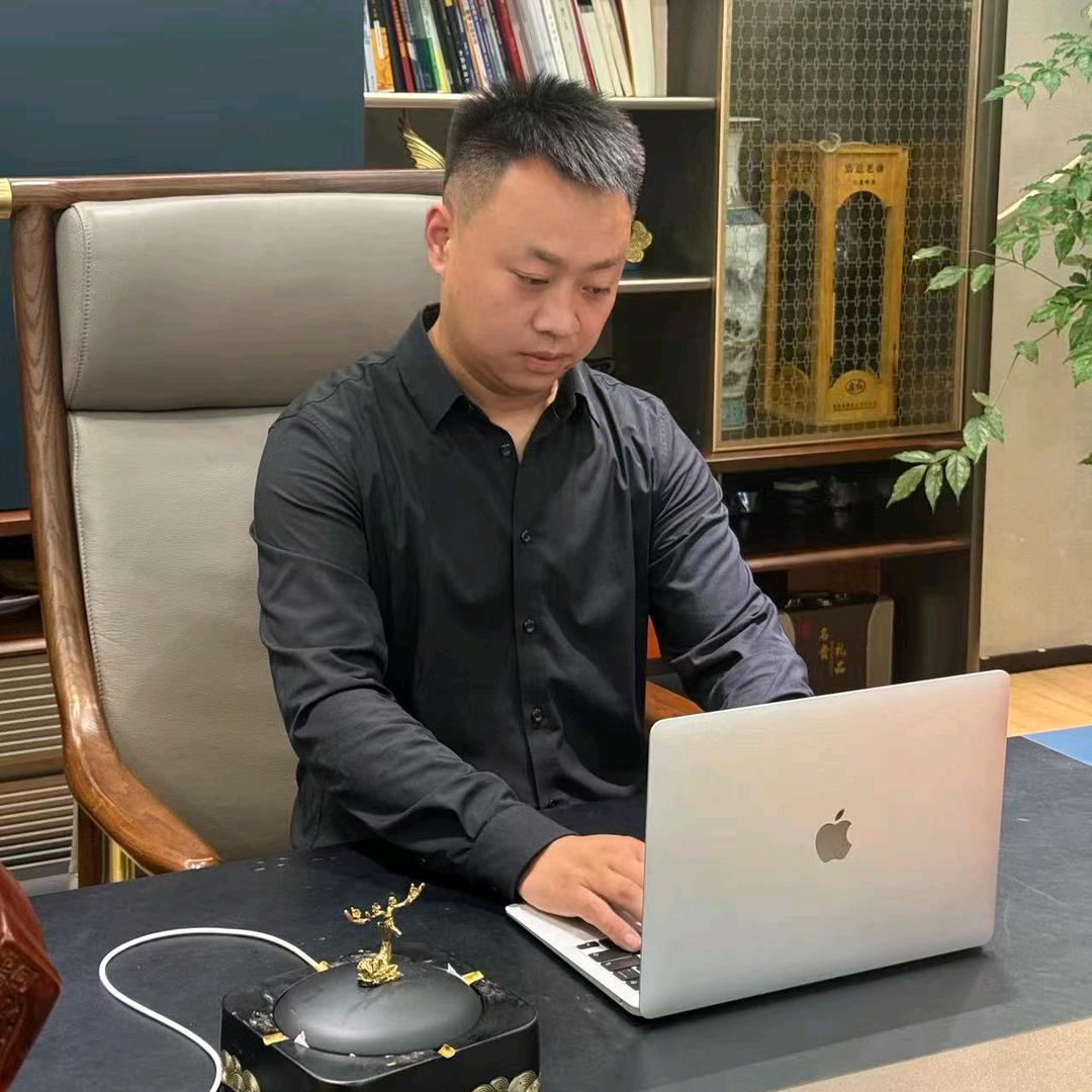 成都市鑫辉光影文化管理传媒有限公司