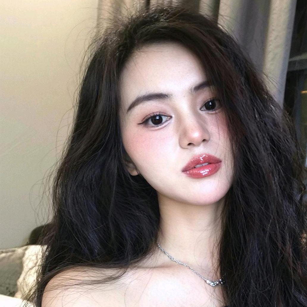 💚鄙人乔月月💚