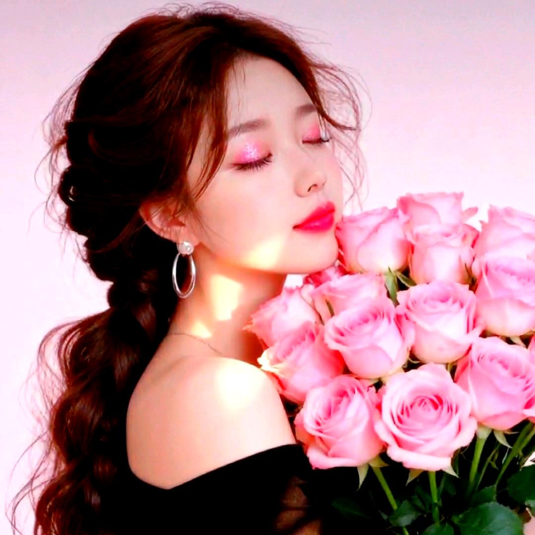 💞ℒᎭℯ⃝花颜巧笑💕⁵²º࿐