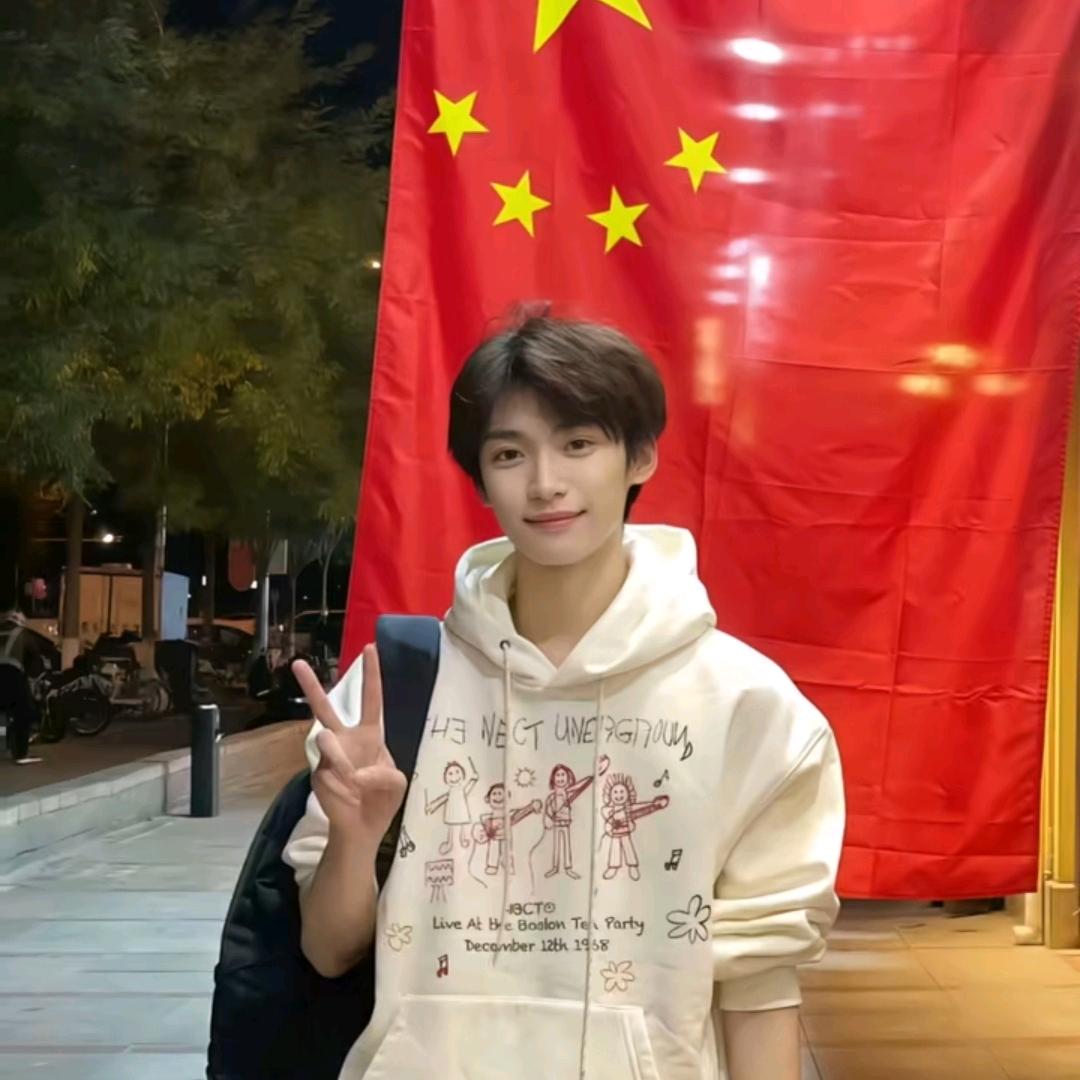 我是梓渝✌️