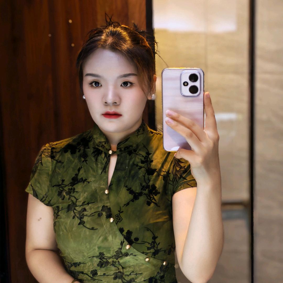 W、小胖