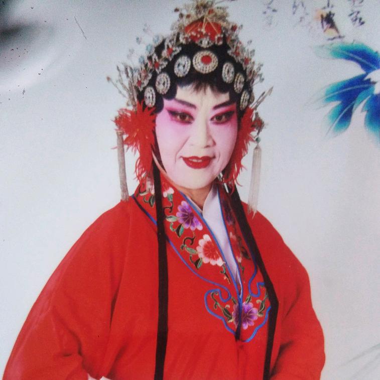 戏迷英姐拒私聊