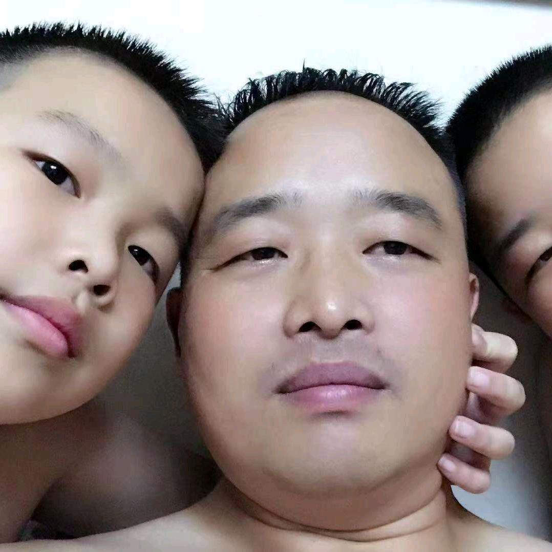 专业；石材幕墙、铝板幕墙。