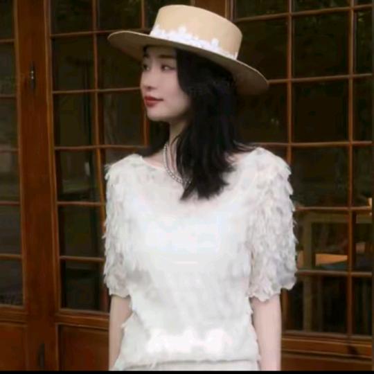 邱莹莹(直播好货)