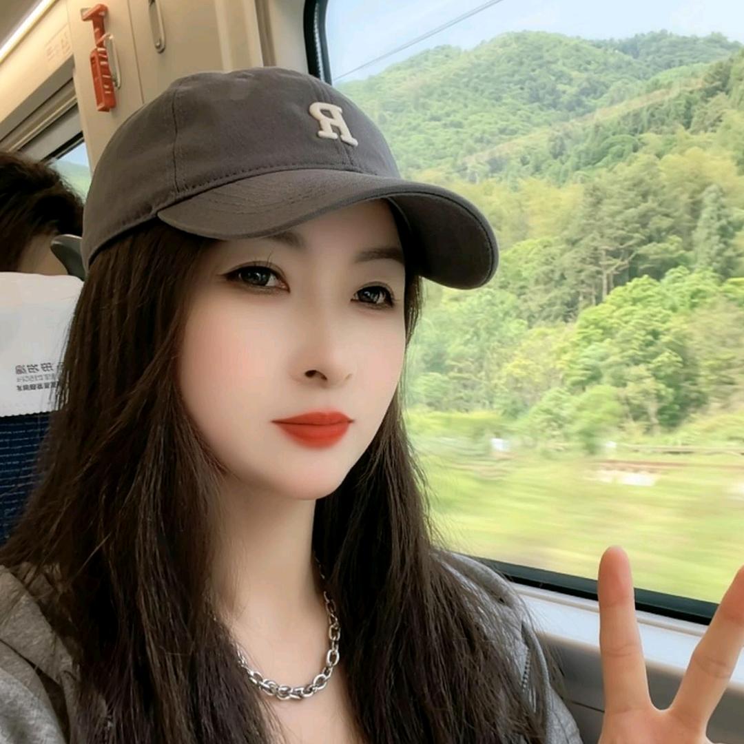 🕊 护花屎者《 赞不过三 》