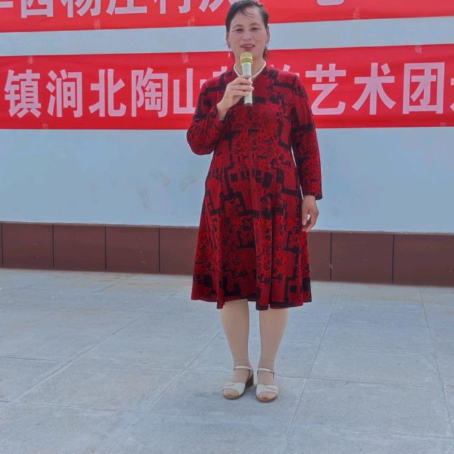 海上霞光。