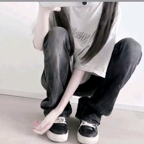 ^不说话当哑巴🤐.