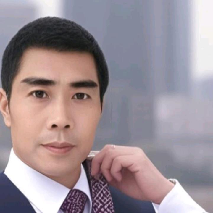 在韶关南雄B2开四米二的华哥！