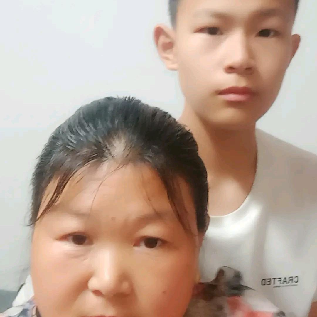 王龙川妈妈