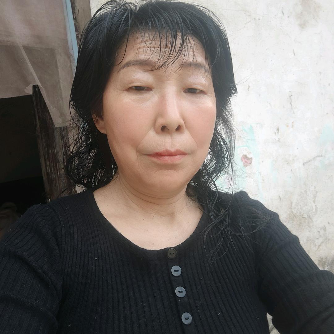 仨宝奶奶
