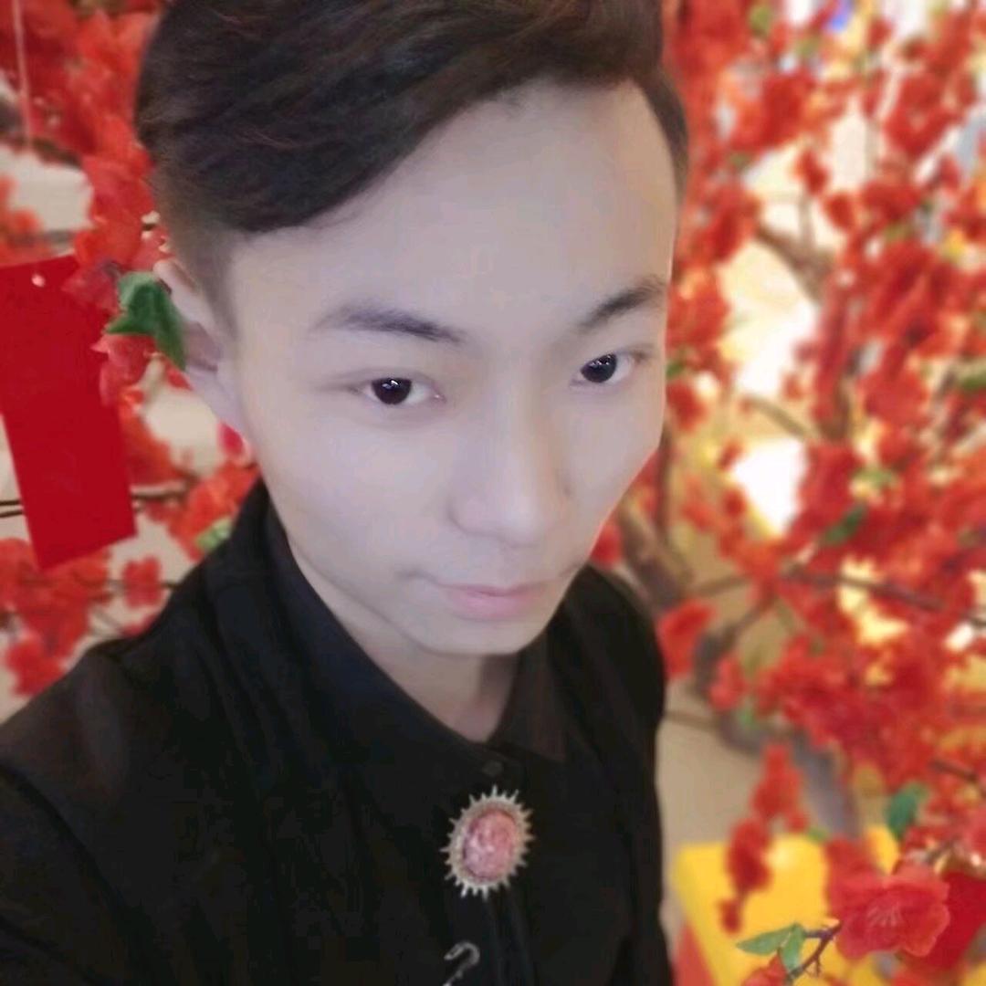 楚大爷贺忱风小筝铜婚