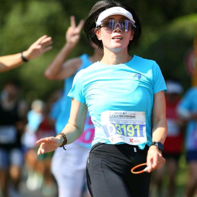 吃恩陈啊²¹·⁰⁹⁷⁵