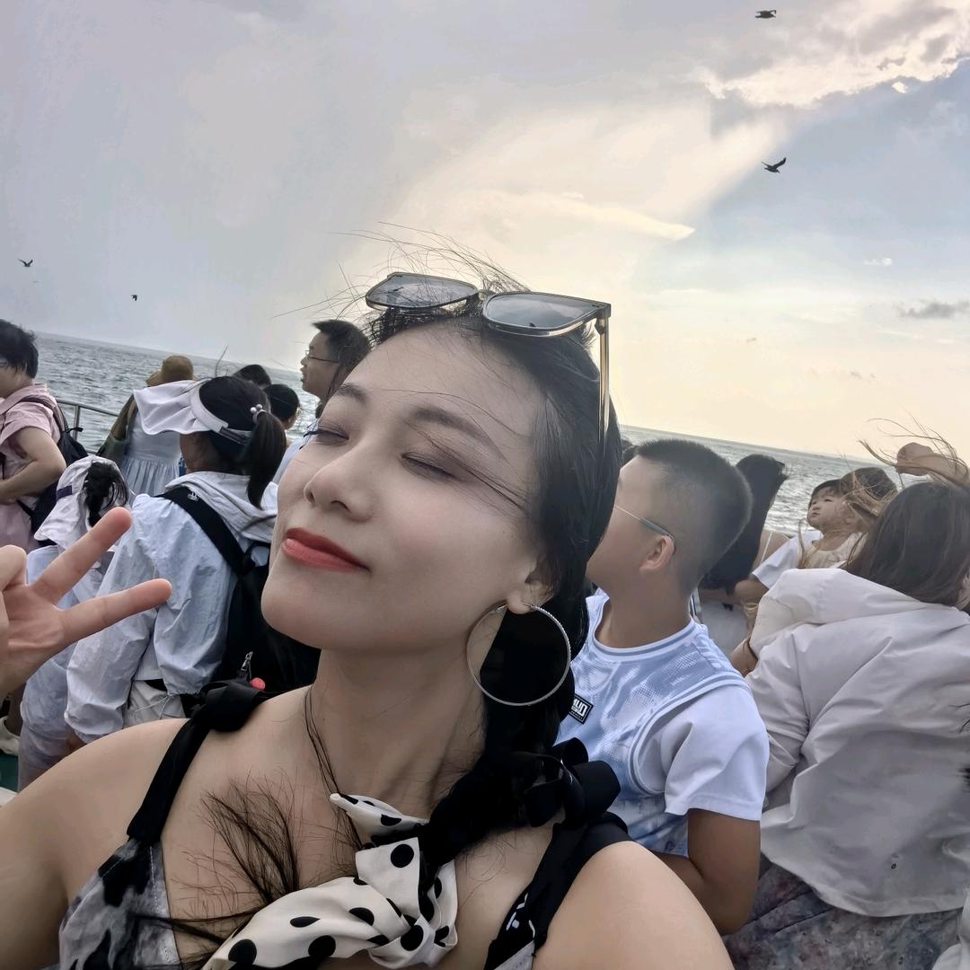 ——陈雅雅呀呀