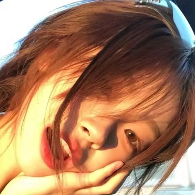 爱吃糖🍬的小孩