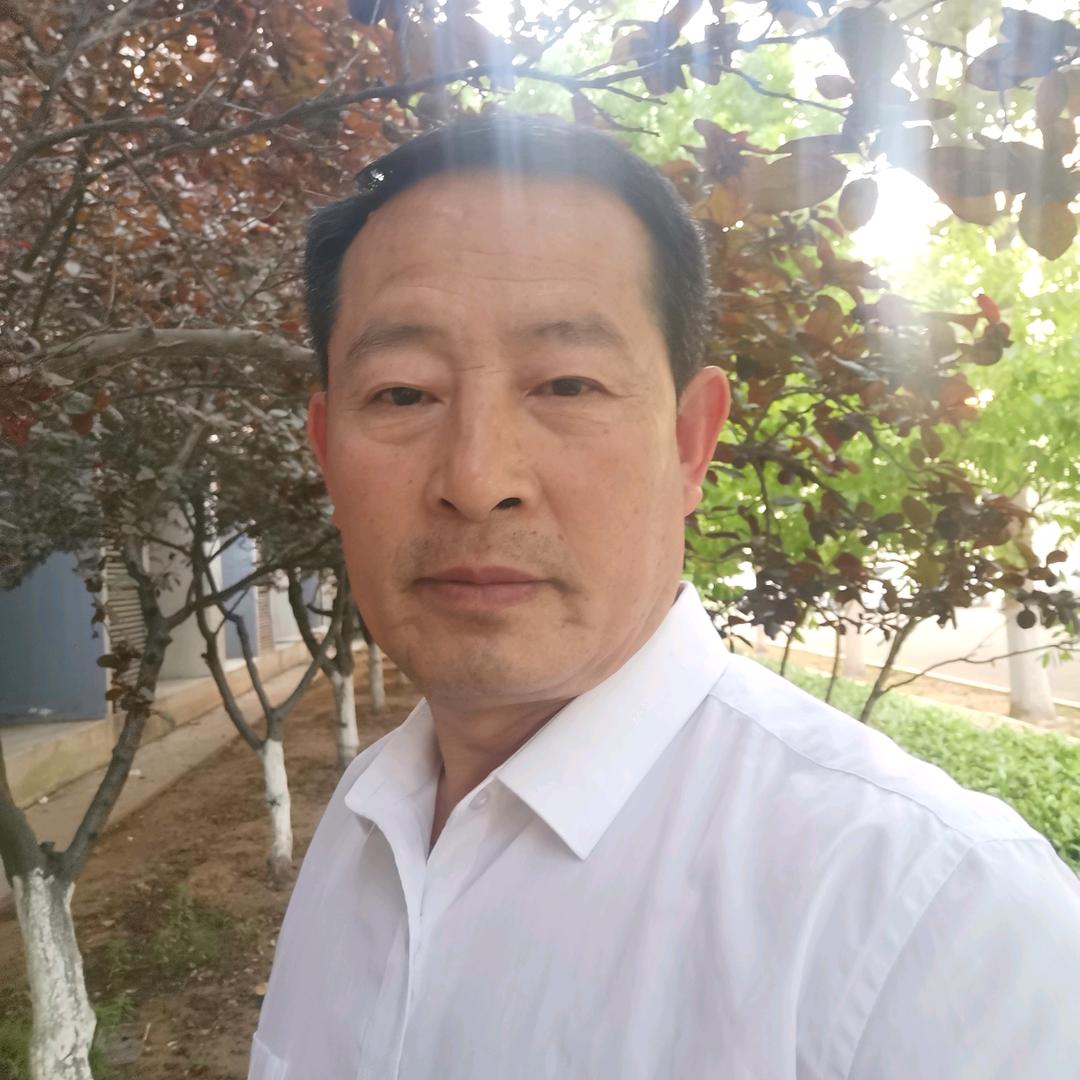军哥  嘹亮