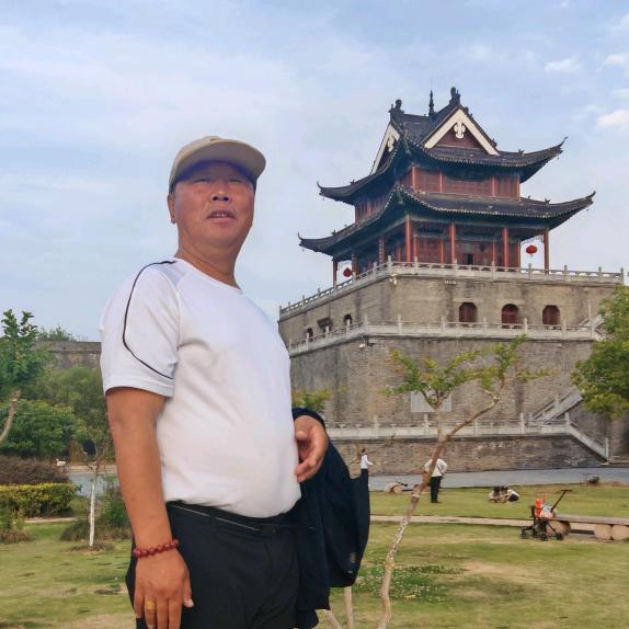 殿玉