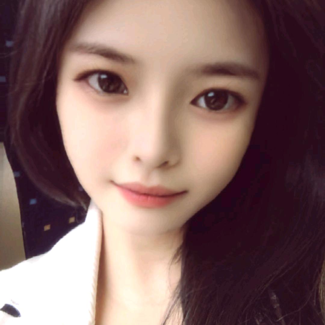 皇轩122号美女
