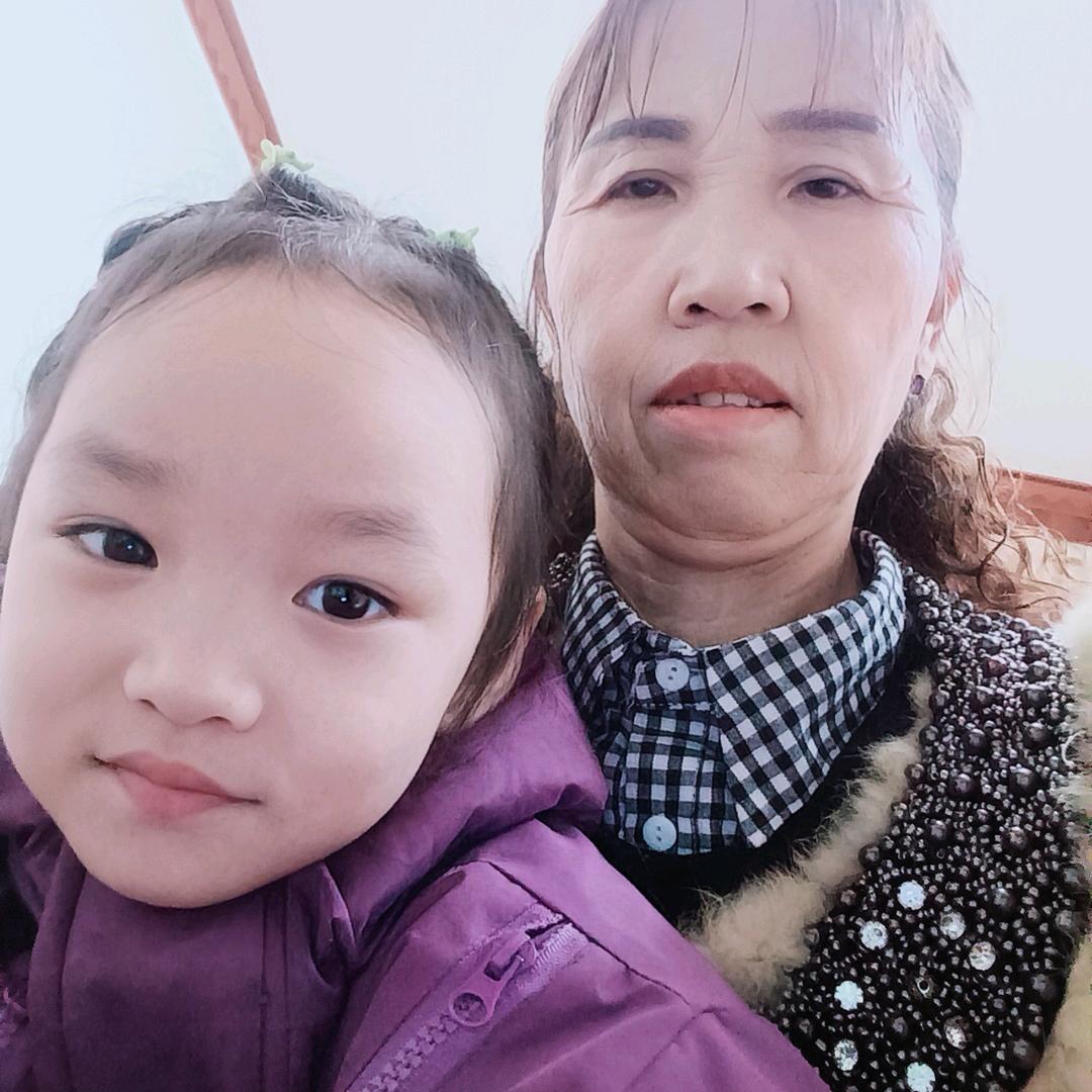 我家有三个小公主