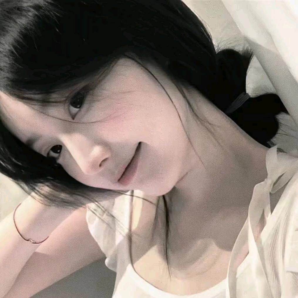 小柒不可爱（泡枣）