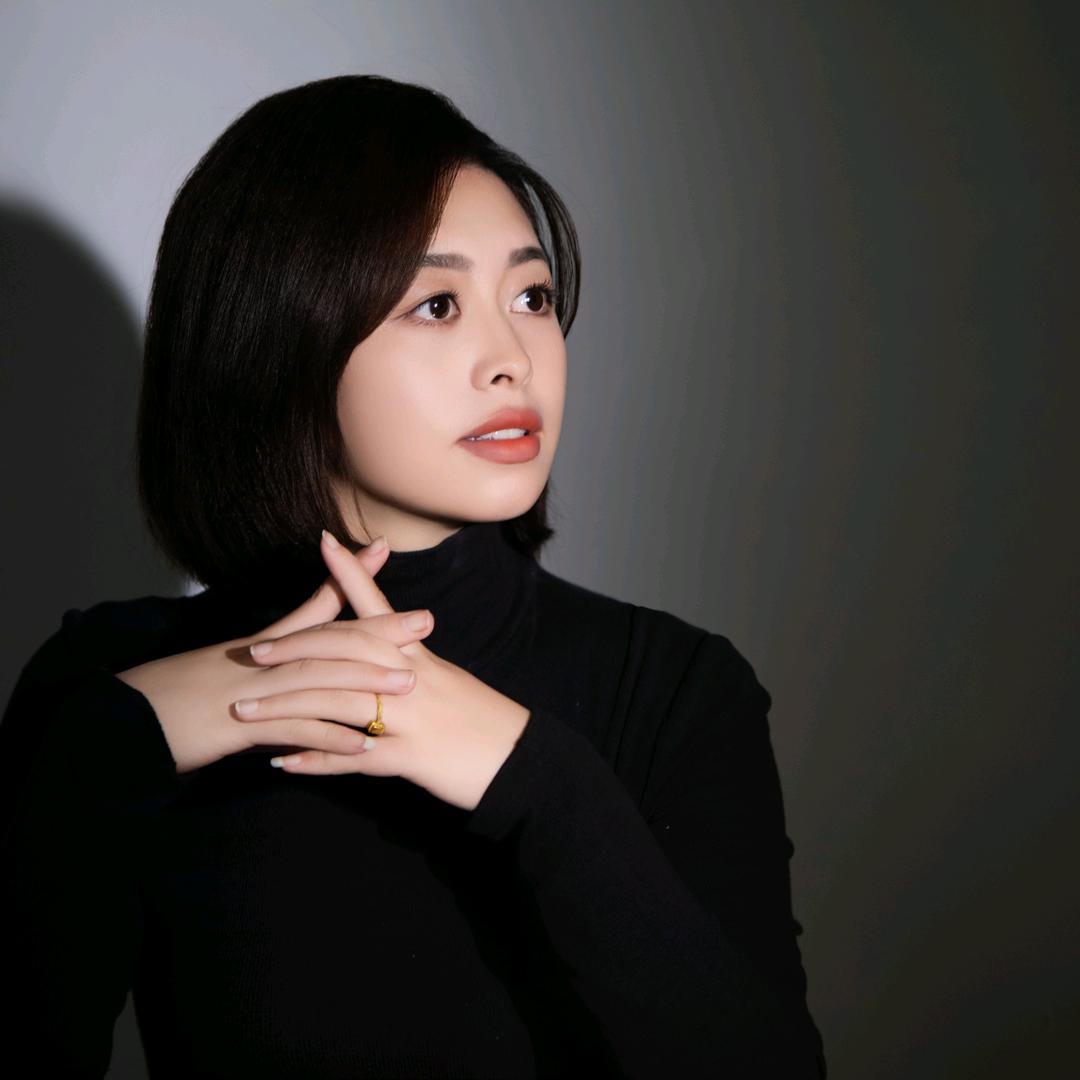 雷家姑娘。