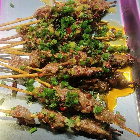 盼哥，烈🔥牛肉