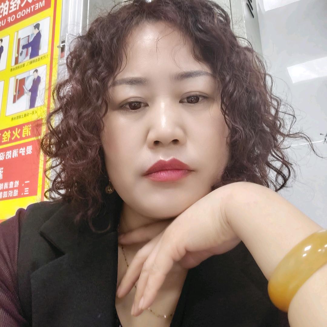 红嘴唇