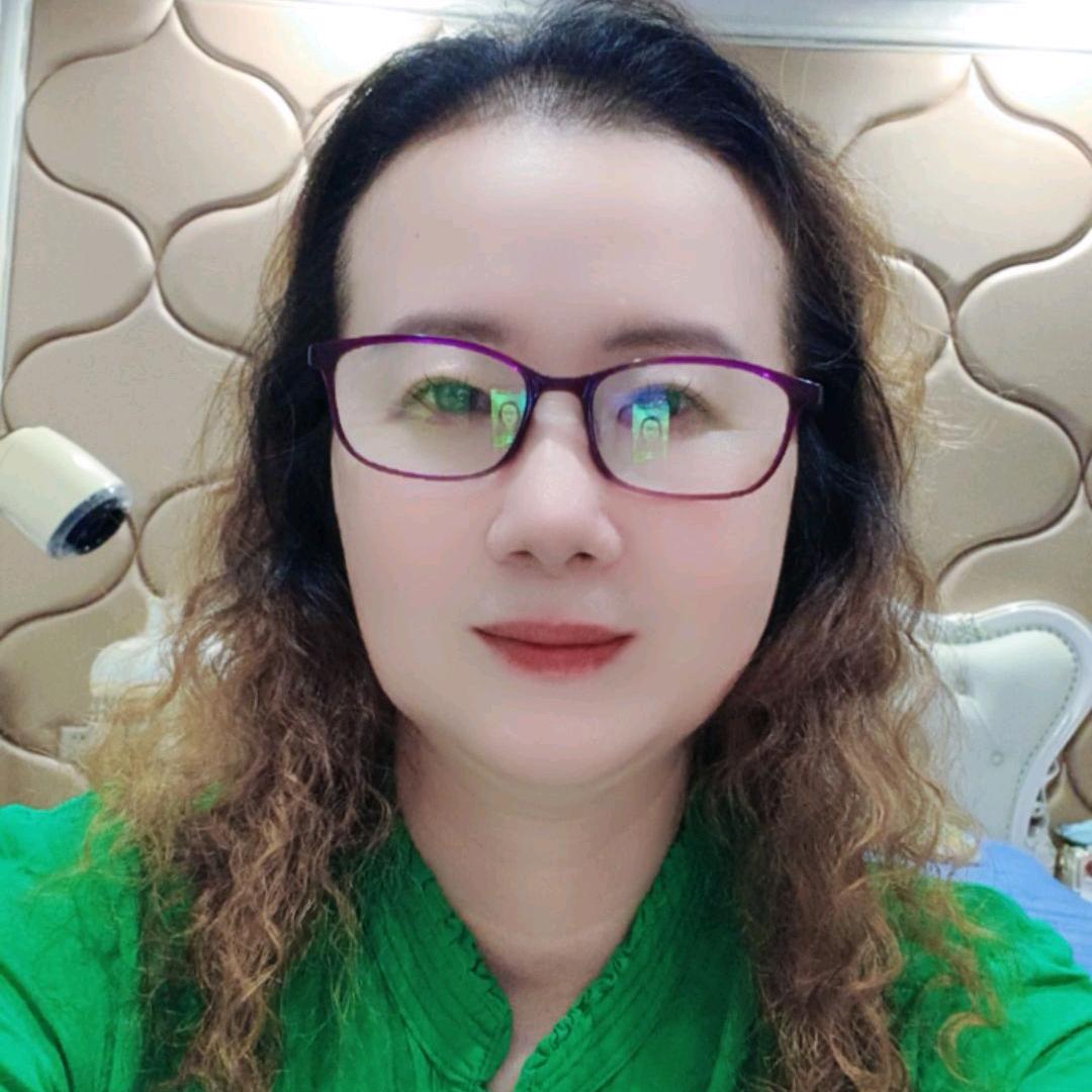 芳姐的橱窗
