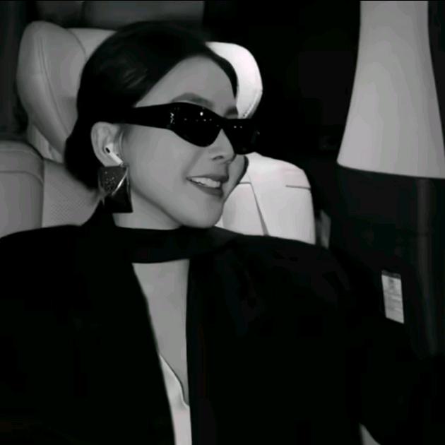 溶溶RONGRONG女装穿搭