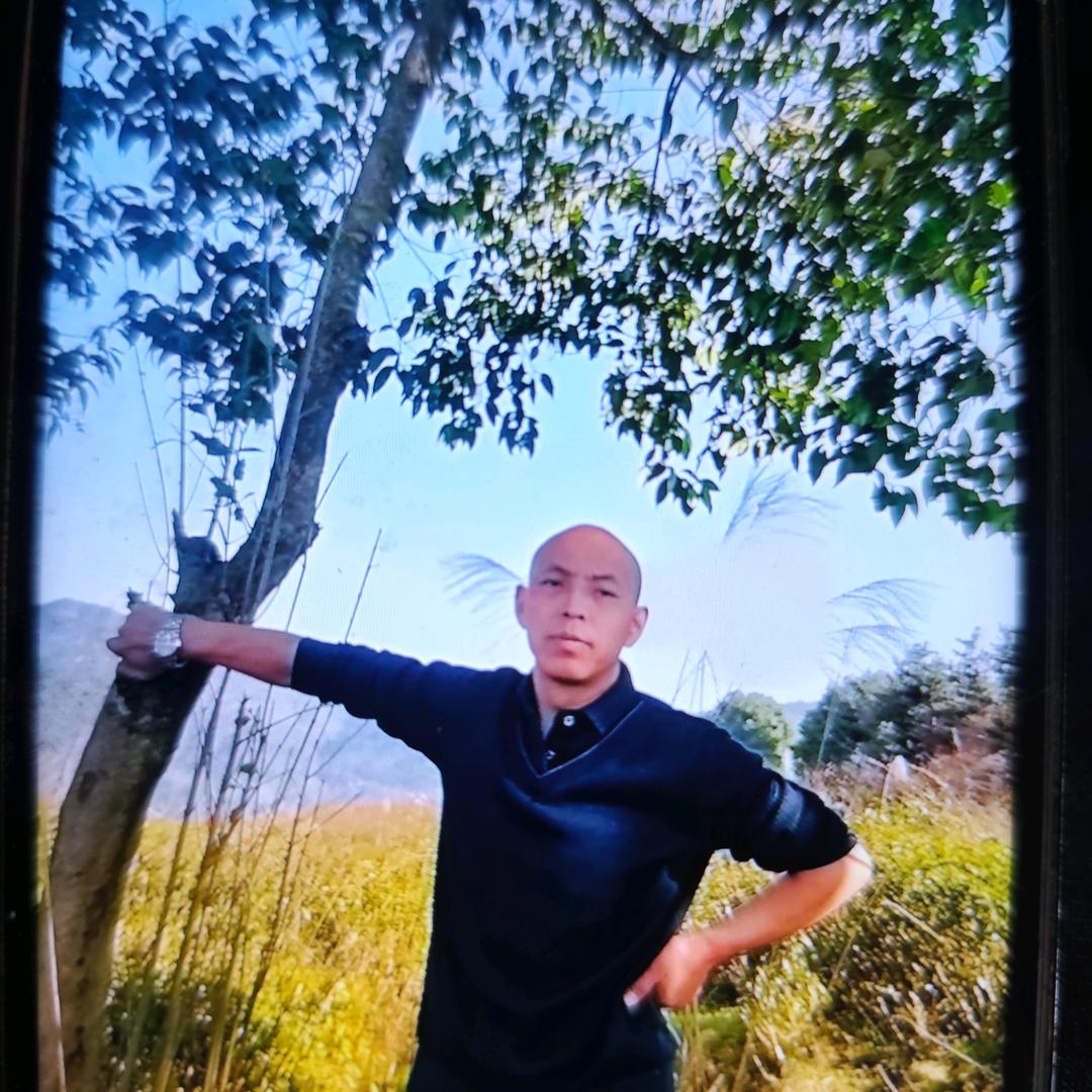 陈哥爱山歌