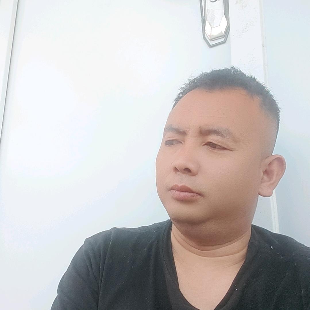 无力抵抗深夜的思念