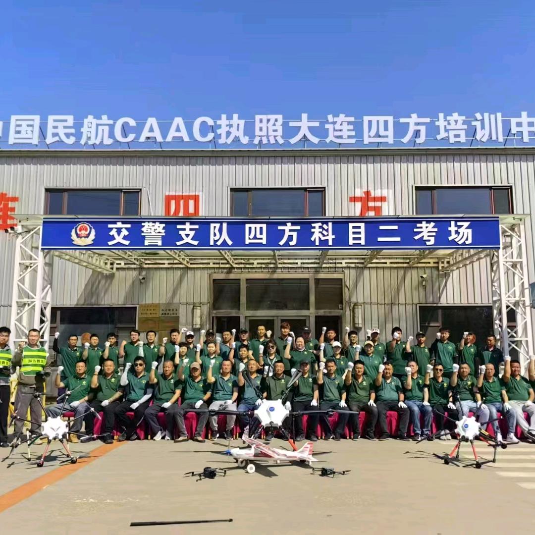 爱玩车的李教练，脾气好有耐心