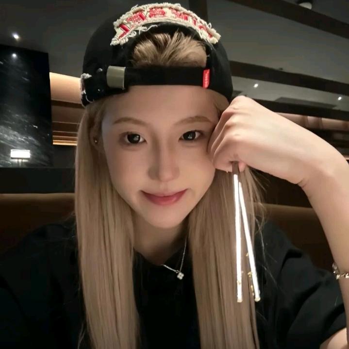 社恐小美