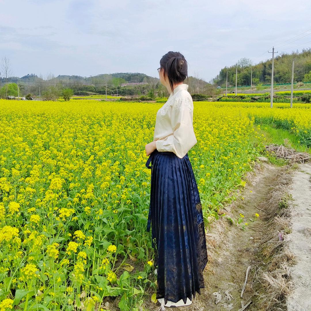 💫轻舟已过万重山