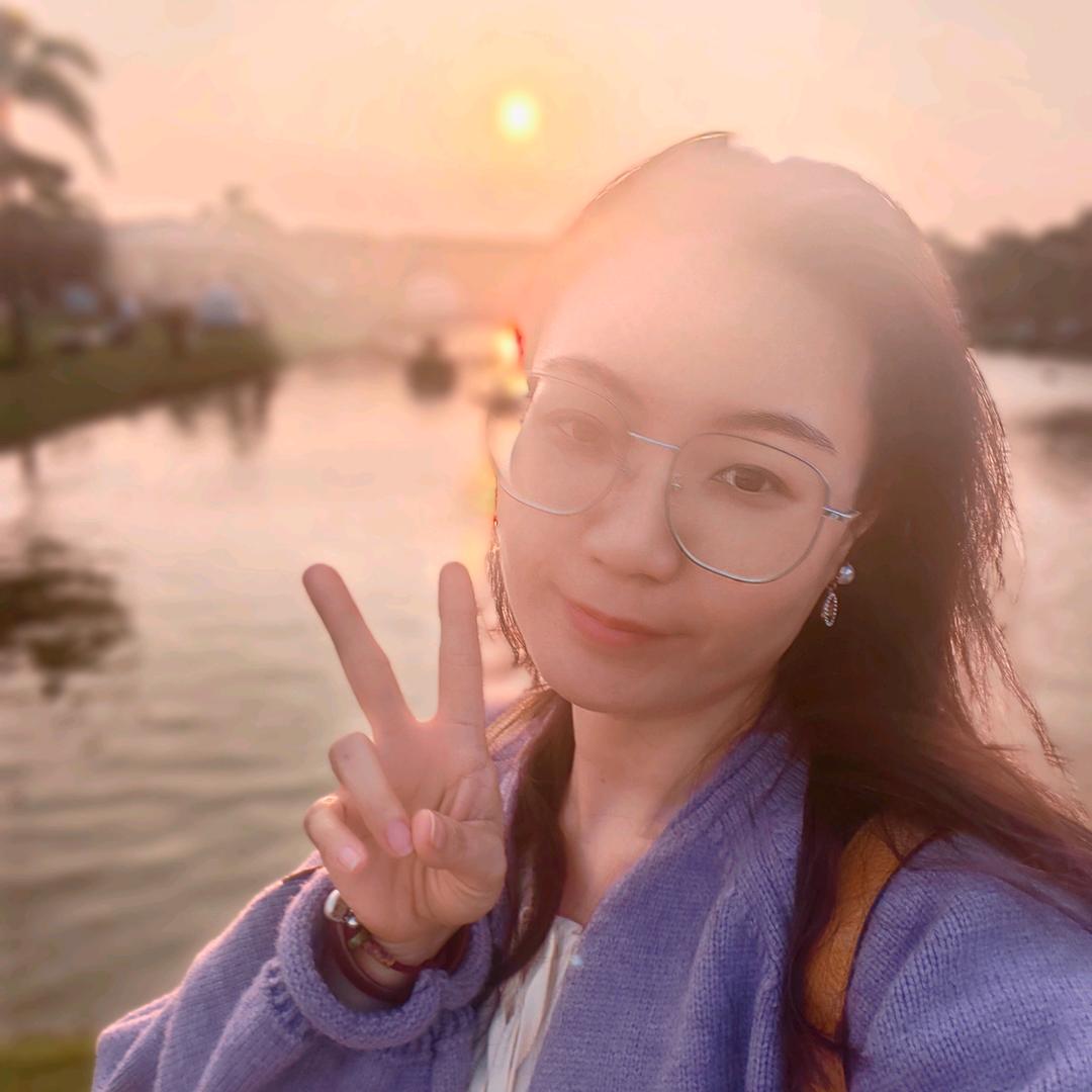 小 C 爱唱歌🎤 不定时开播