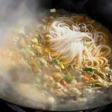 李巴里⁰⁷⁹⁴