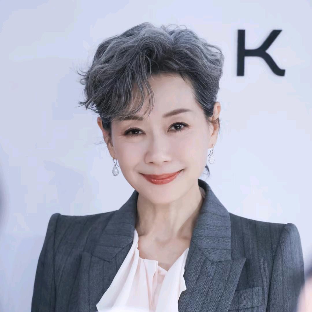 双鱼姐姐(🈲连赞拉黑)