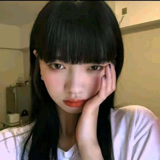 我是秋秋呀~直播精选