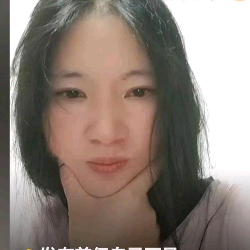 飘落的枫叶，承诺变成了回忆