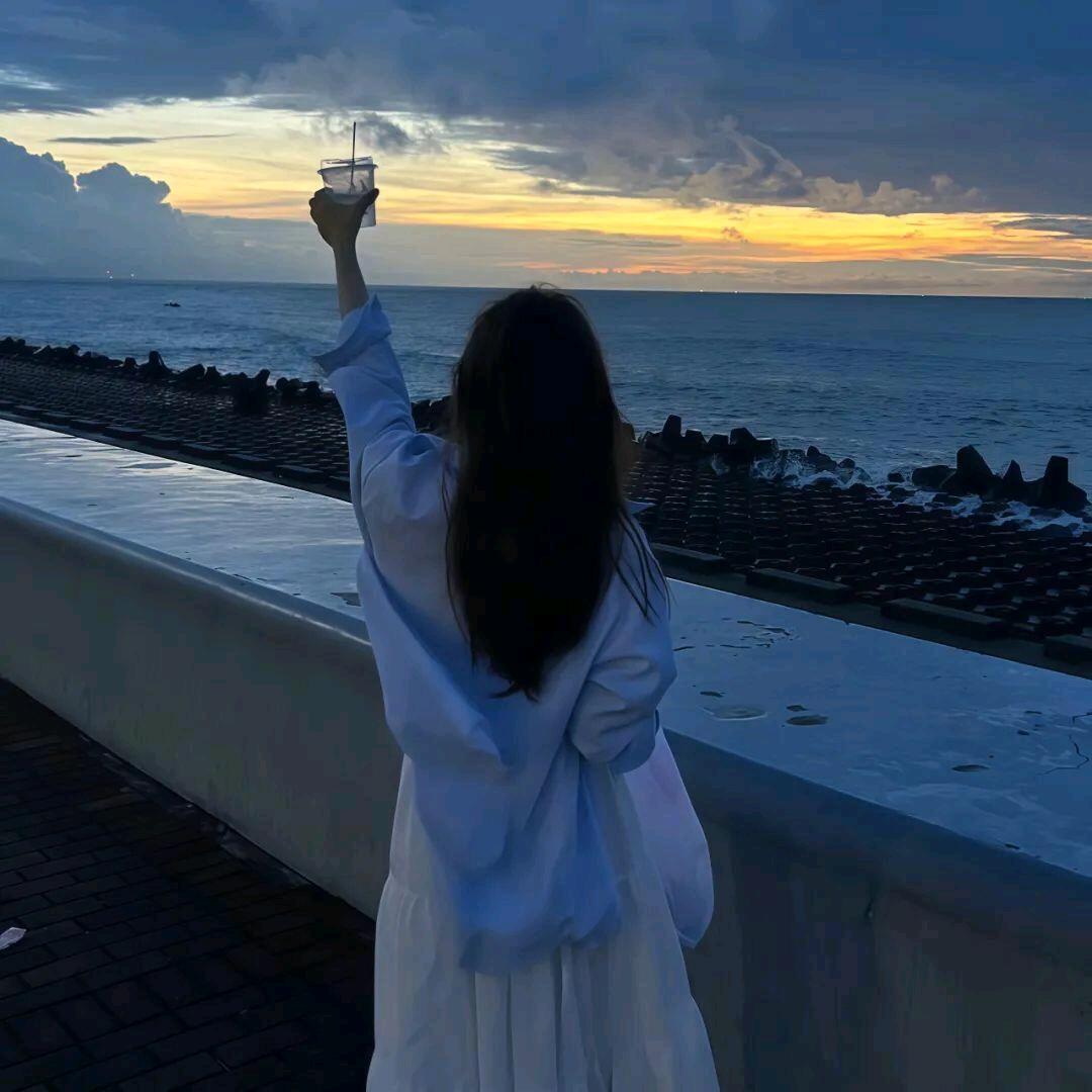 大家好，我叫98