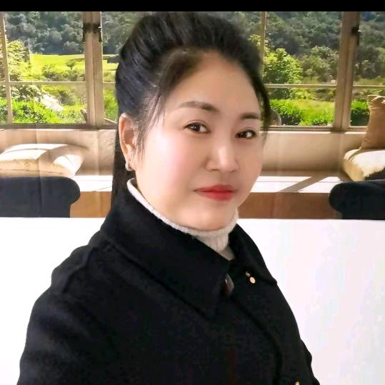 优优（每周 一 三 五 晚上7点半开播