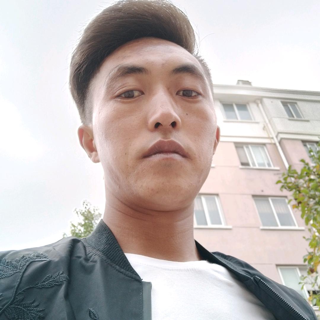 王飞