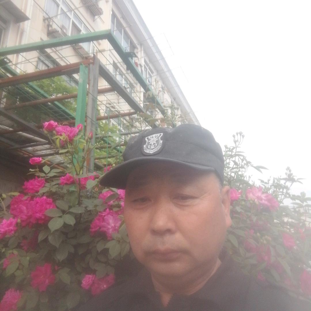 胡立甲
