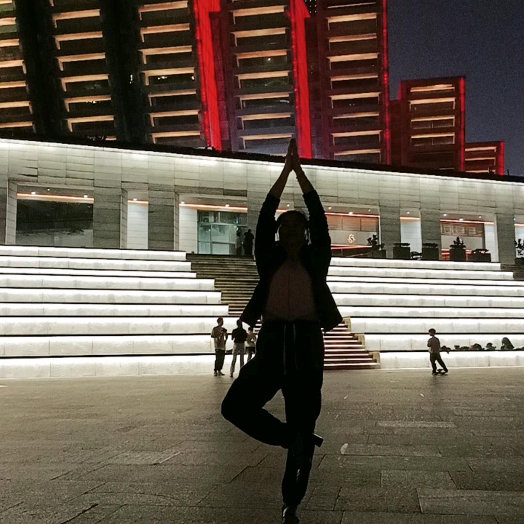 毒夜女誓